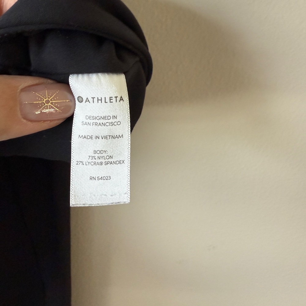 Athleta Stellar Cropped pants in black M Tall - Picture 12 of 12
